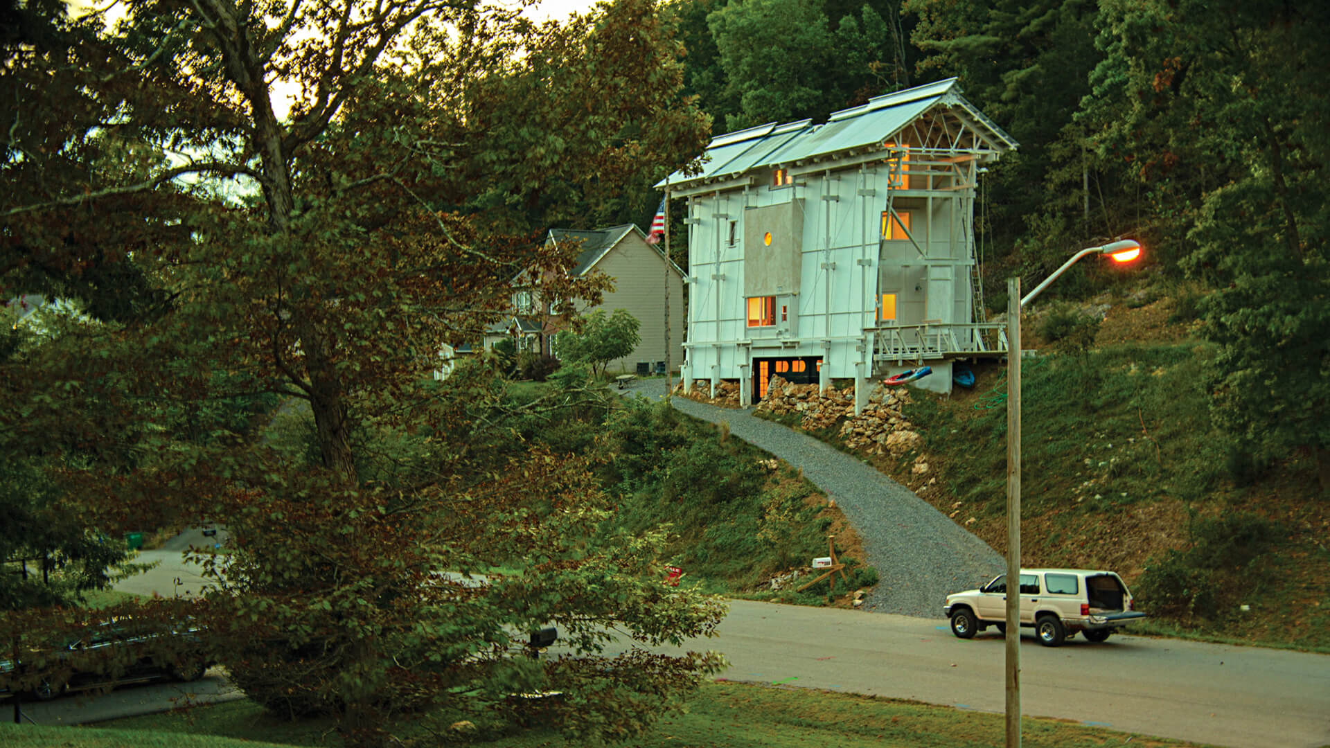 Exterior view of architecture faculty project.